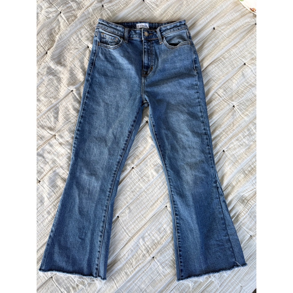 Cello Cropped Flare Jeans Raw Hem High Rise Vintage Wash Size 5